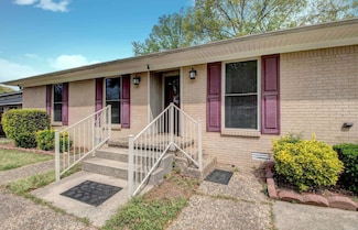 804 Burgandy Ct, Jacksonville, AR 72076