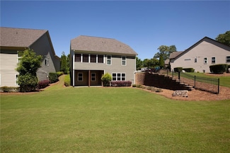 3032 Scarlet Oak Ln, Gainesville, GA 30504
