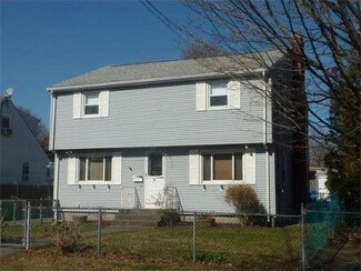 36 Sargent St, Quincy, MA 02169