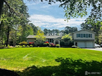 195 Old Forge Rd, Monroe Township, NJ 08831