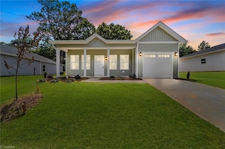 3139 Chapel St, Walkertown, NC 27051