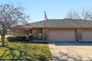 201 Boulder Dr, Morris, IL 60450