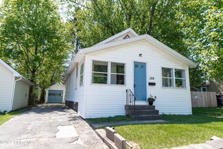 159 6th St, Schenectady, NY 12302