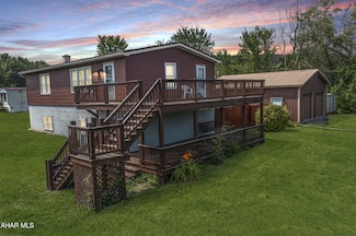 311 Walker Dr, Duncansville, PA 16635