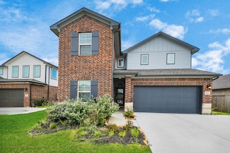 8523 Treetop Heights Dr, Mont Belvieu, TX 77523