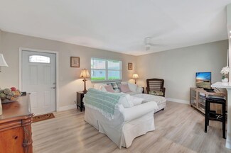 582 Monaco M, Delray Beach, FL 33446