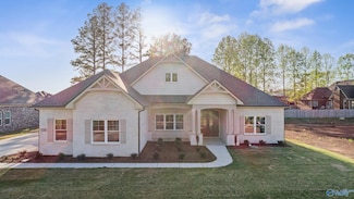 22509 Players Ln, Athens, AL 35613