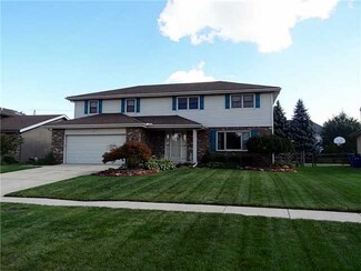 2208 Ruthanne Dr, Toledo, OH 43611