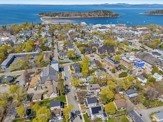 22 Ledgelawn Ave, Bar Harbor, ME 04609