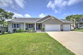 175 Lexington Cir, Mount Zion, IL 62549