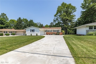 7701 Alan Pkwy, Middleburg Heights, OH 44130