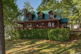 147 Moncure Ln, Henrico, NC 27842