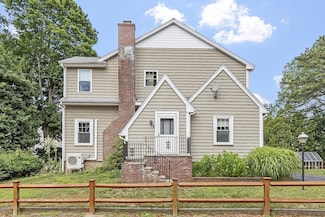 5 Hoover Ave, Beverly, MA 01915