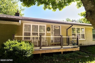 19 Roberts St, Lexington, TN 38351