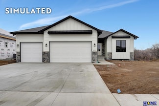 516 Eloise Ave, Lincoln, NE 68520