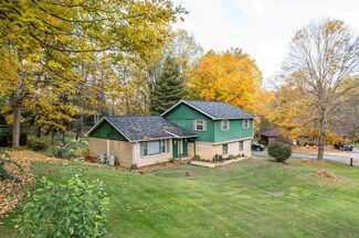 1906 W James Dr, Marion, IN 46952