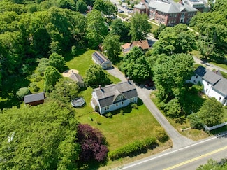 60 Sandwich Rd, Buzzards Bay, MA 02532