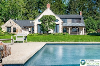 7043 Phillips Mill Rd, New Hope, PA 18938