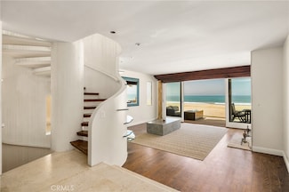 87 Surfside Ave, Seal Beach, CA 90740