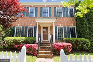 23105 Sycamore Farm Dr, Clarksburg, MD 20871