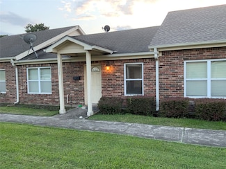 1329 Queens Rd, Pasadena, TX 77502