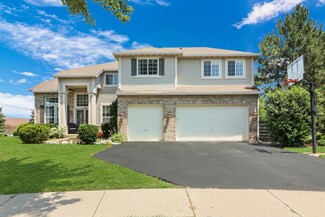 2330 Pickford Ct, Mundelein, IL 60060