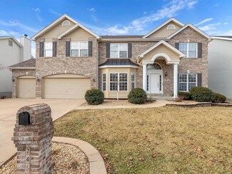 245 Romaine Spring View, Fenton, MO 63026