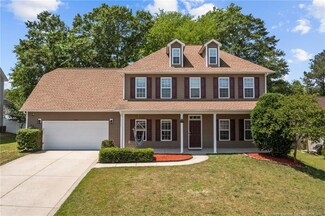 1513 Seabiscuit Dr, Parkton, NC 28371