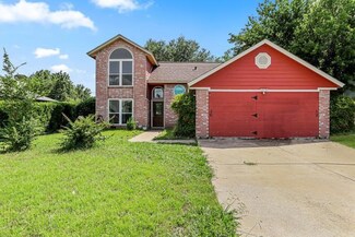 6513 Lakeside Dr, Lake Worth, TX 76135