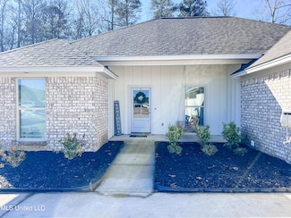 139 Allie Ln, Canton, MS 39046