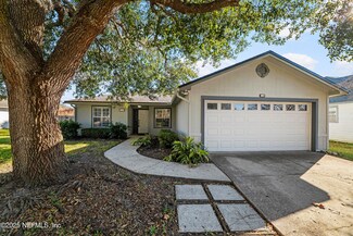 4545 Antler Hill Dr W, Jacksonville, FL 32224