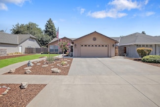 625 E Ferguson Ave, Visalia, CA 93292