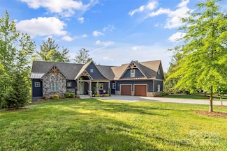 1289 Northview Dr, Morganton, NC 28655