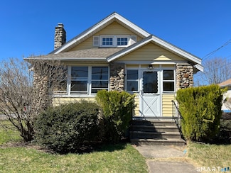 61 S Washington St, Plainville, CT 06062