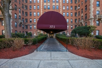 363-377 Mount Prospect Ave Unit 2AW, Newark, NJ 07104