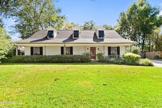 2517 Brighton Cir, Biloxi, MS 39531