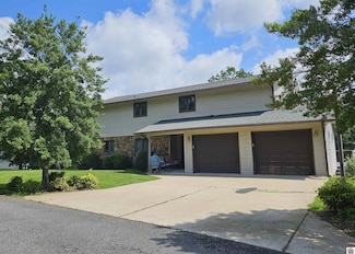 302 Williams Ln, Gilbertsville, KY 42044