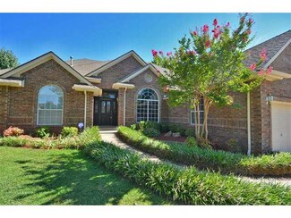 1304 Olde Place N, Edmond, OK 73034