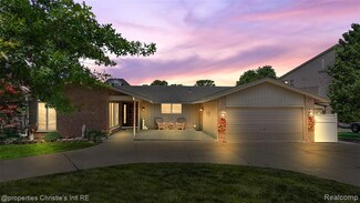 37337 Lakeshore Dr, Harrison Township, MI 48045
