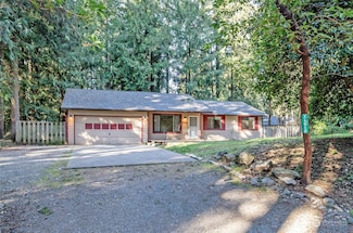 21910 Beachside Dr SE, Yelm, WA 98597