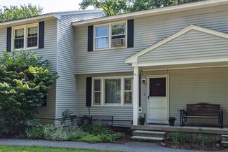 119 Sandstone Cir, Londonderry, NH 03053
