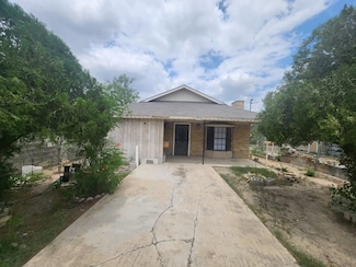 1715 Eidson Rd, Eagle Pass, TX 78852