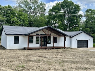 10136 Hollis Rd, Meadville, PA 16335