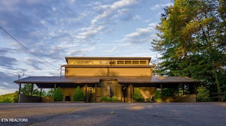 3933 Dollys Dr Unit 56A/B, Sevierville, TN 37876