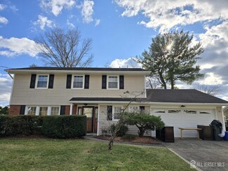 18 1st Ave, Monroe Township, NJ 08831
