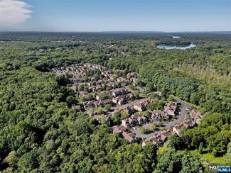 215 Beech Ct Unit T046, Norwood, NJ 07648