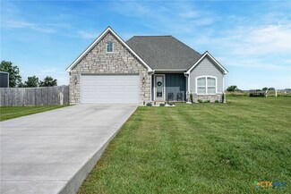404 County Road 429, Lolita, TX 77971