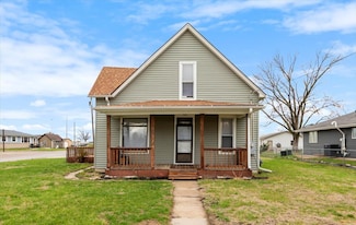 1816 S 13th St, Council Bluffs, IA 51501