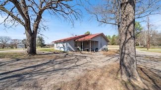 112 Gibson Rd, Athens, TX 75751