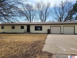 745 A St, Staplehurst, NE 68439